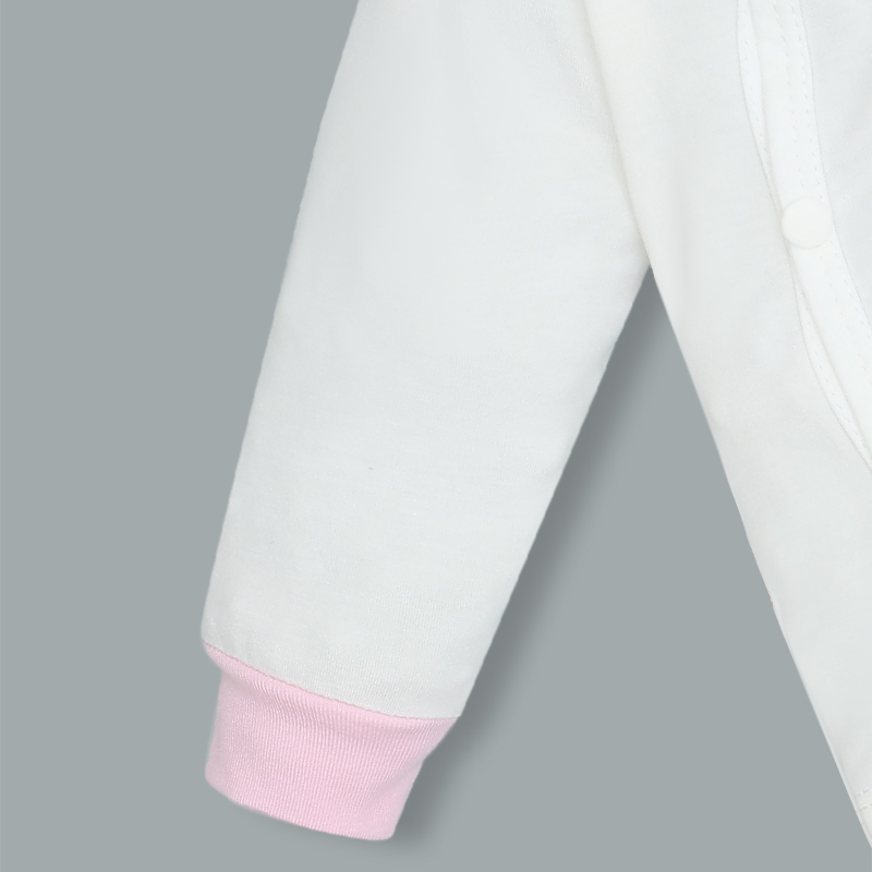 Bộ tay dài cúc bấm chéo in kỳ lân hồng IQ Baby màu trắng - hồng 4