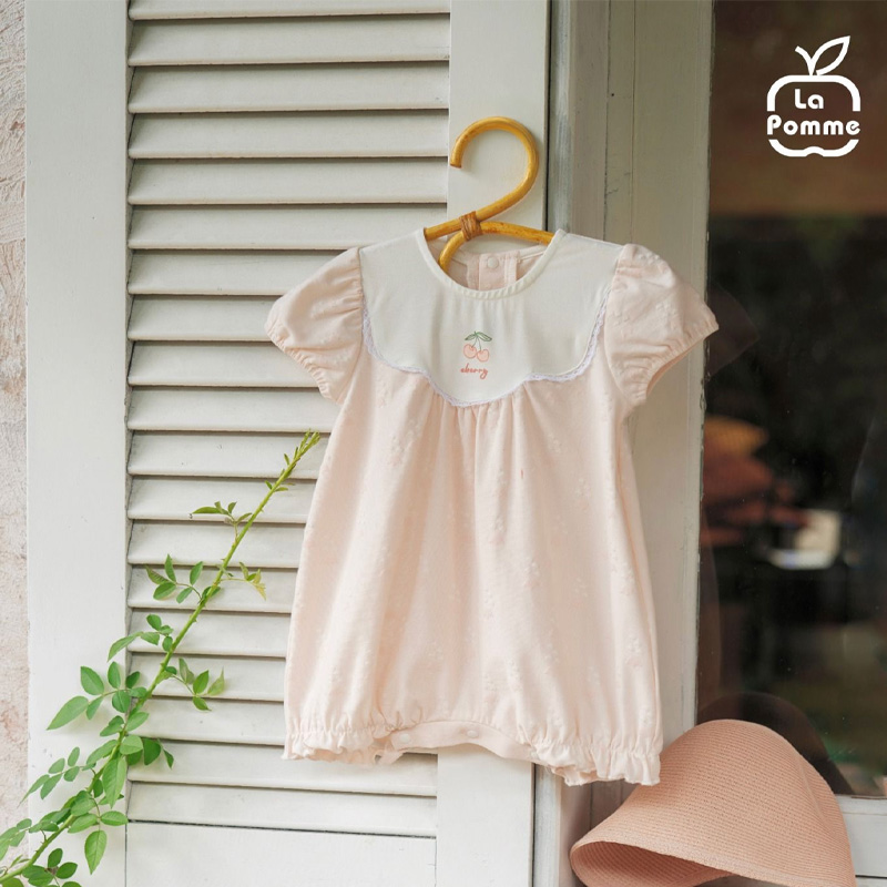 Bodysuit tay ngắn La Pomme bèo nhún cherry baby màu hồng 4