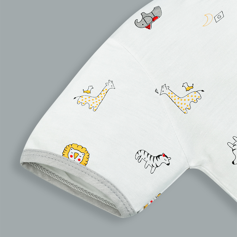 Bộ tay ngắn bé trai IQ Baby in thú màu xám 5