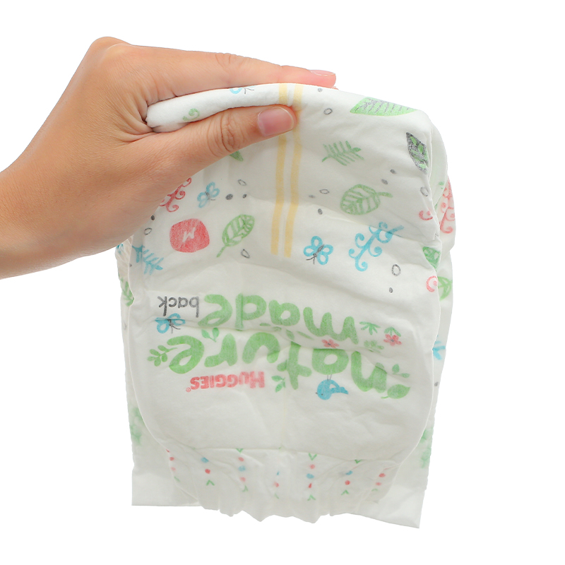 Combo 3 tã dán Huggies Platinum nature made siêu cao cấp size M 64 miếng/bịch (6 - 11 kg) - Giao bao bì ngẫu nhiên 10