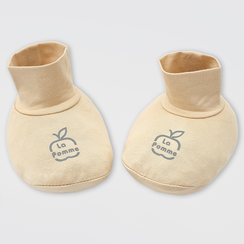 Set bao tay, bao chân kẹo ngọt bé con La Pomme màu be (0 - 3 tháng) 5