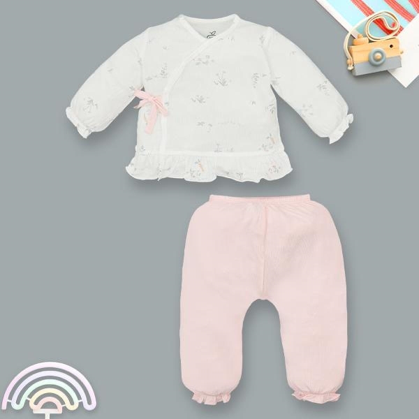 Bộ tay dài cúc lệch La Pomme khu vườn cà rốt màu trắng - hồng - AVAKids.com