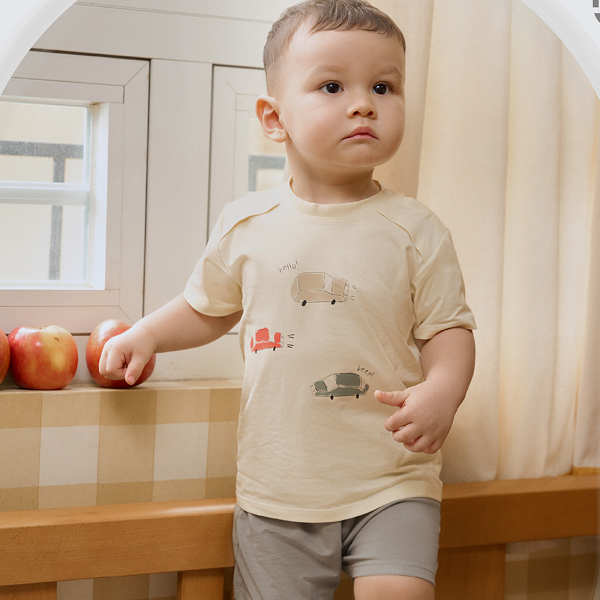 Bộ tay ngắn bé trai La Pomme thế giới ô tô sành điệu màu kem - AVAKids.com