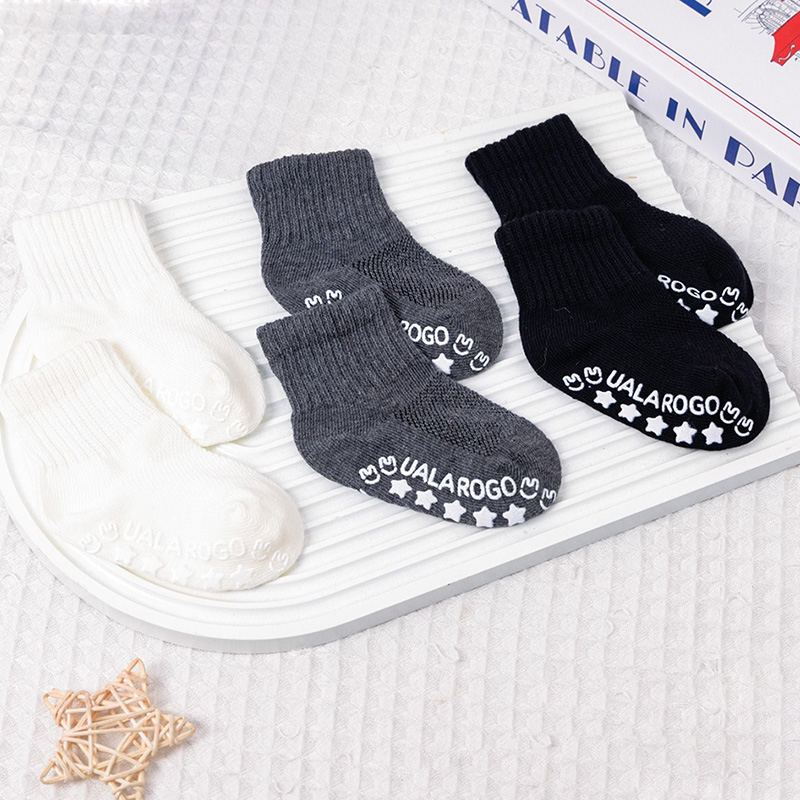 Set 3 tất sơ sinh cổ cao Ualarogo UR857 trơn - Giao màu ngẫu nhiên 2