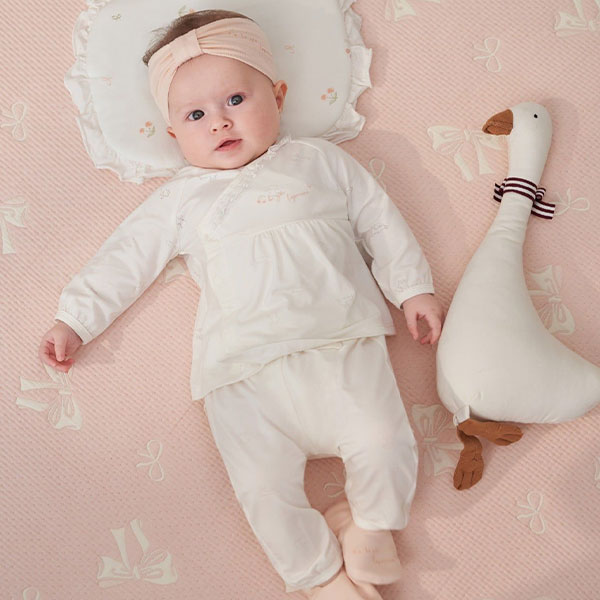 Đồ bộ tay dài La Pomme petit dệt hoạ tiết màu trắng - 3M - AVAKids.com