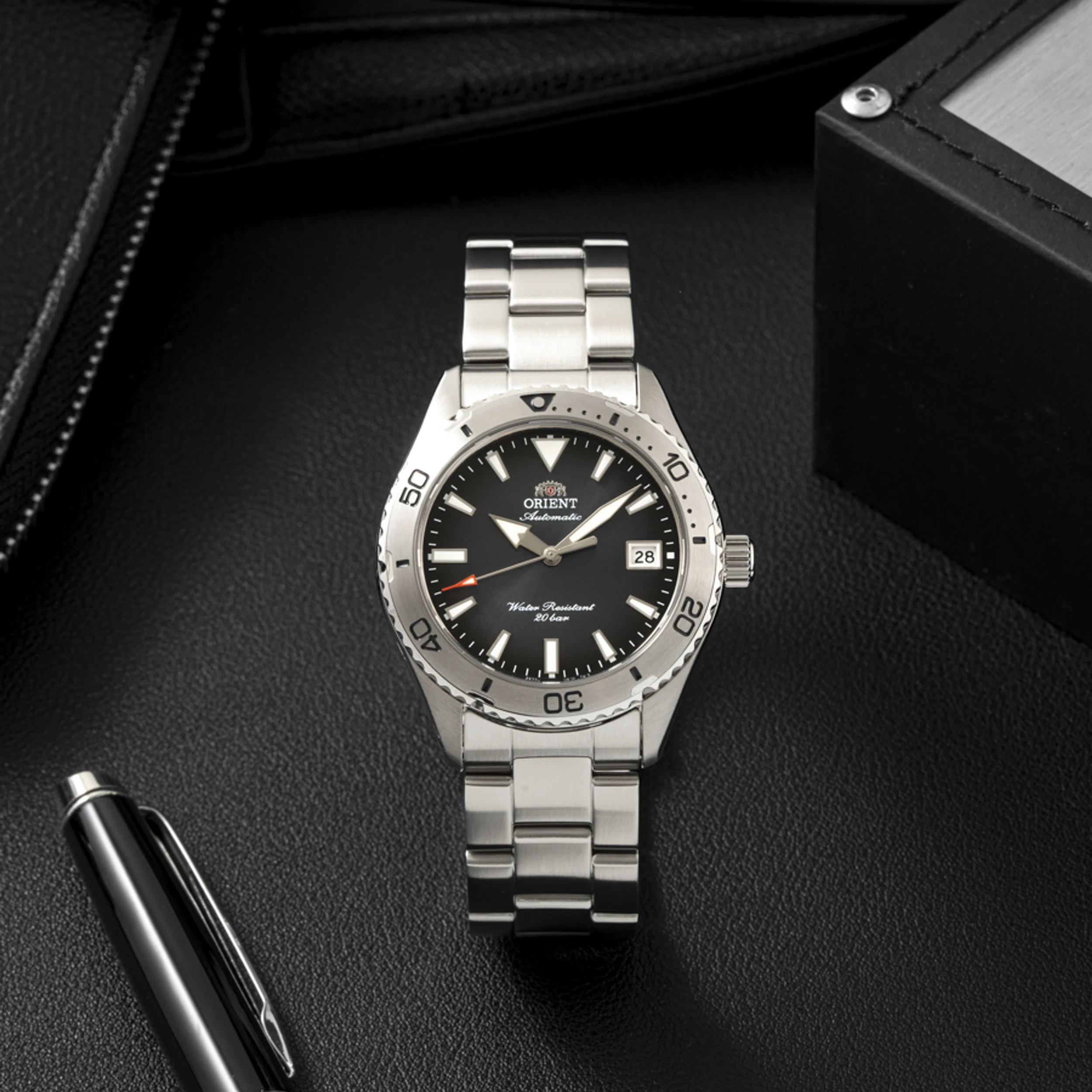 Đồng hồ Orient Mako 39.9 mm Nam RA-AC0Q14L30B