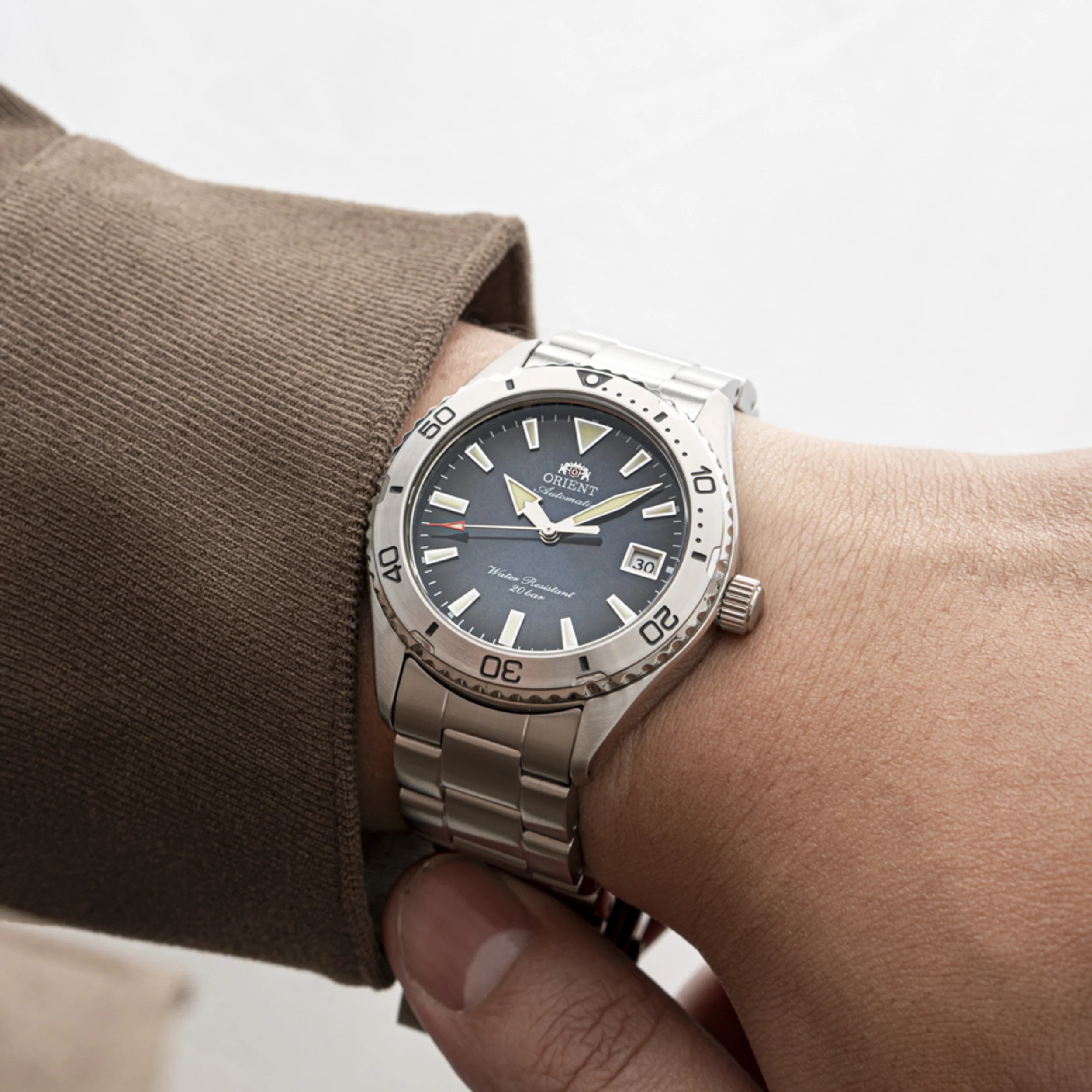 Đồng hồ Orient Mako 39.9 mm Nam RA-AC0Q14L30B - 2