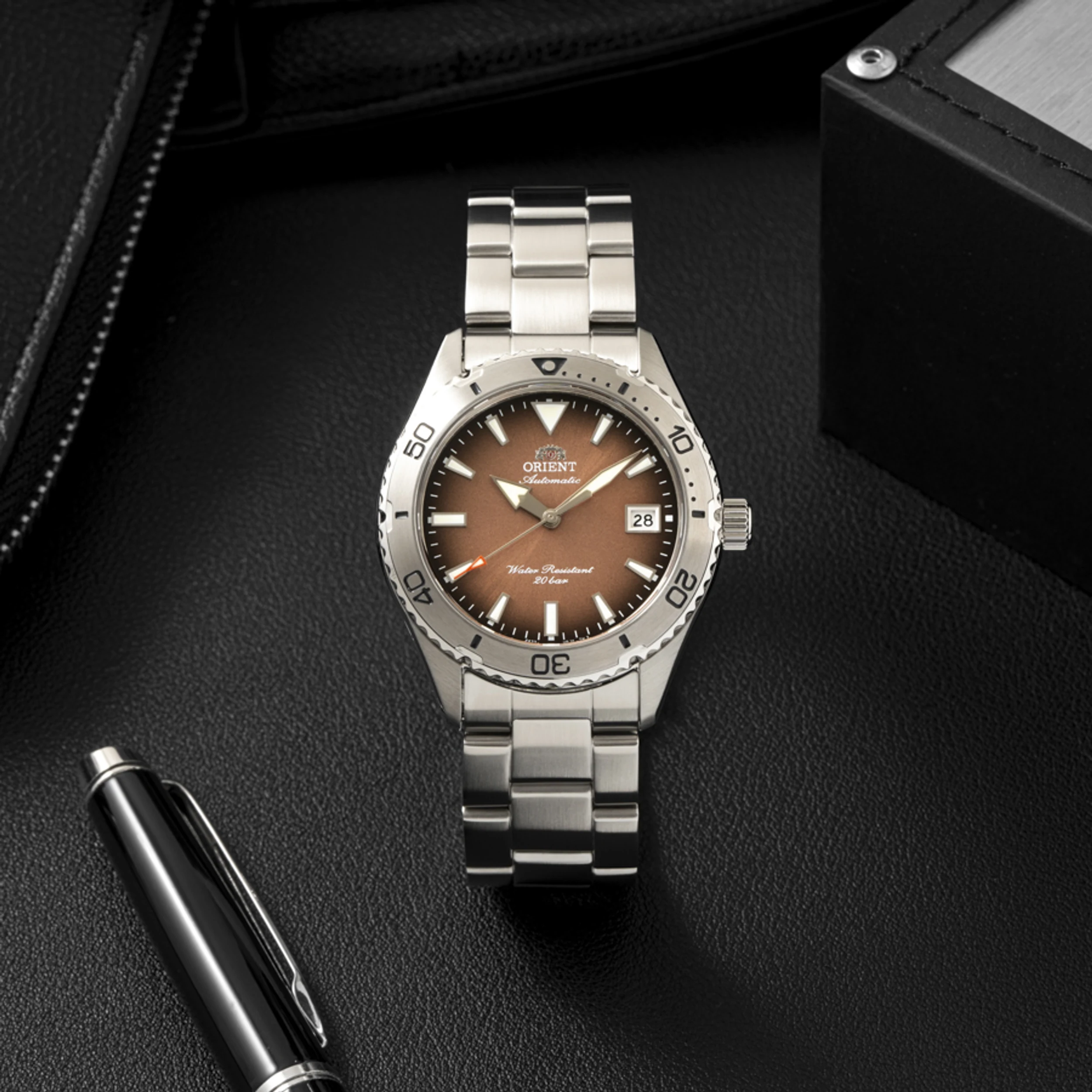 Đồng hồ Orient Mako 39.9 mm Nam RA-AC0Q15Y30B