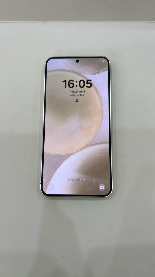 Mua Điện thoại Samsung Galaxy S24 5G 8GB/256GB cũ, hàng trưng bày, rẻ hơn máy mới 30-70%