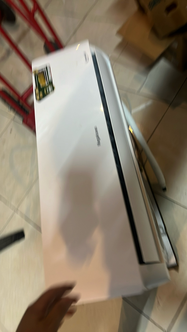 Máy lạnh Nagakawa NIS-C09R2T28