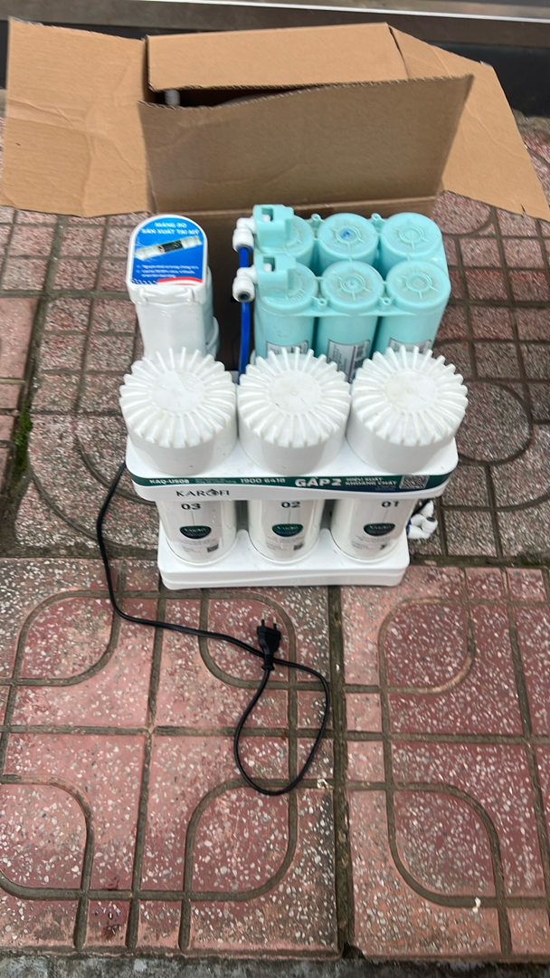 Máy lọc nước RO âm tủ Karofi KAQ-US08 10 lõi (Imei)