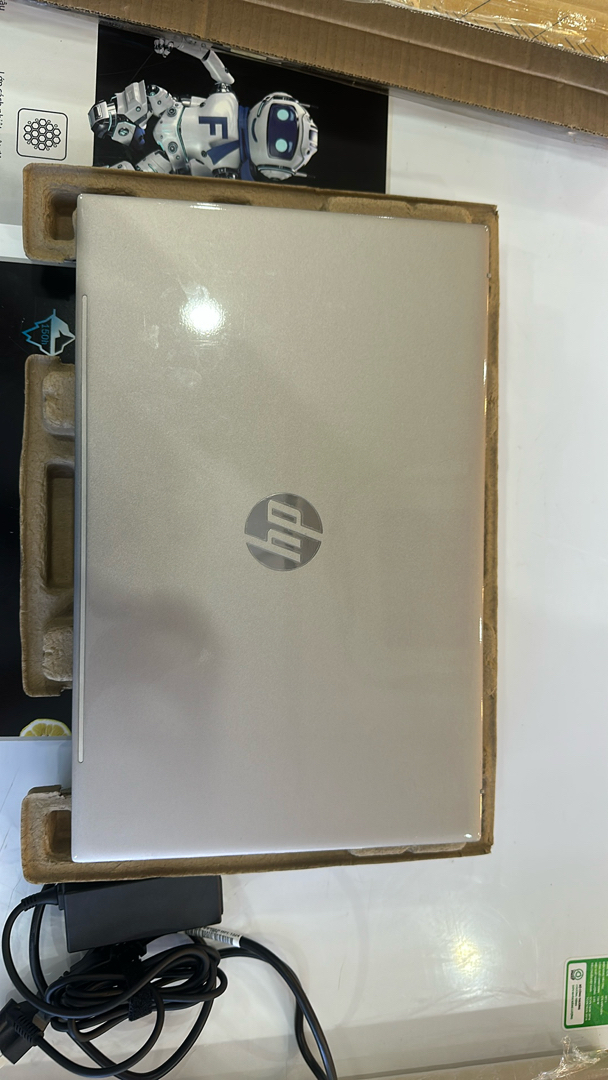 HP Pavilion 15 eg3091TU i7 1355U/16GB/512GB/15.6 inchF/Win11/(8C5L2PA)/Vàng