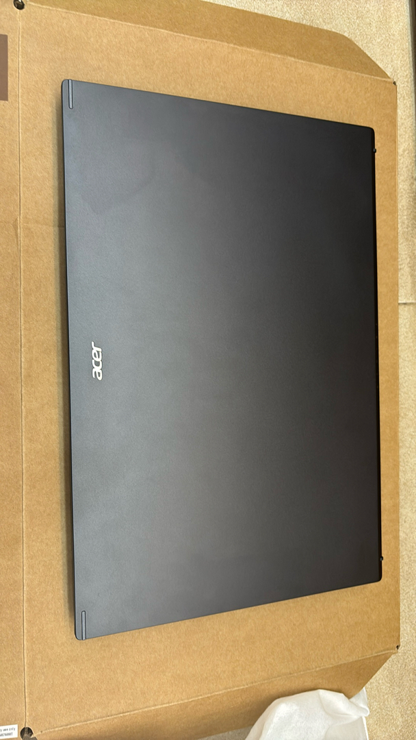 Acer Aspire 7 A715 76G 5806 i5 12450H/16GB/512GB/4GB RTX3050/15.6 inchF/144Hz/Win11/(NH.QMFSV.002)/Đ