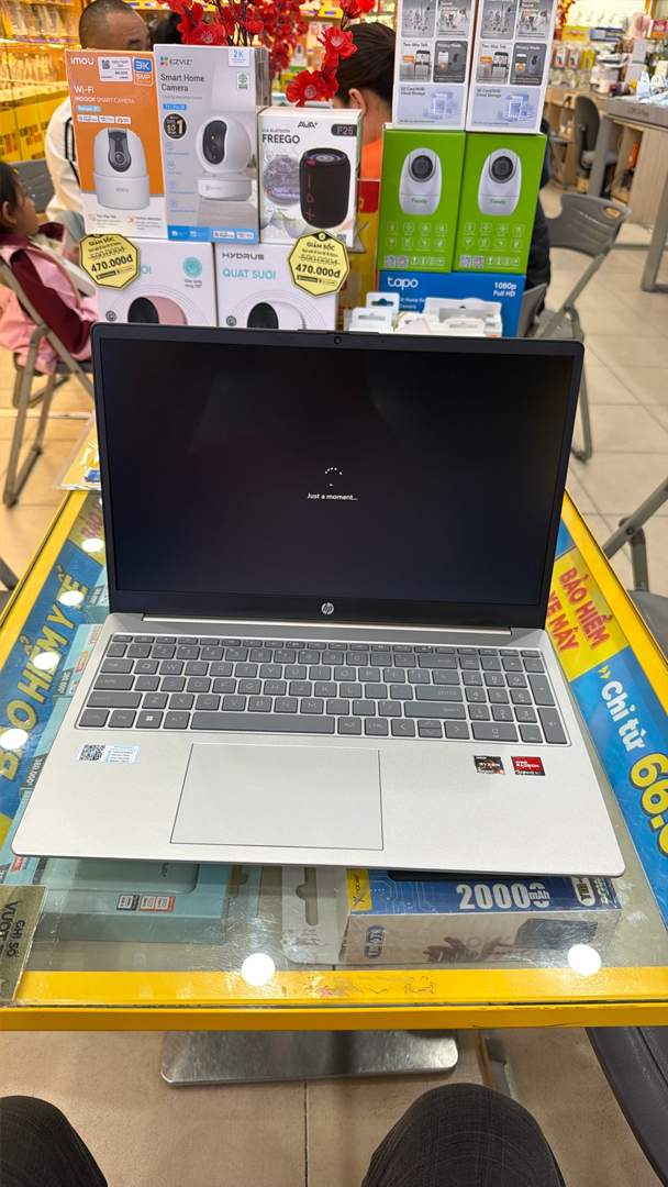 HP 15 fc0085AU R5 7430U/16GB/512GB/15.6 inchF/Win11/(A6VV8PA)/Vàng