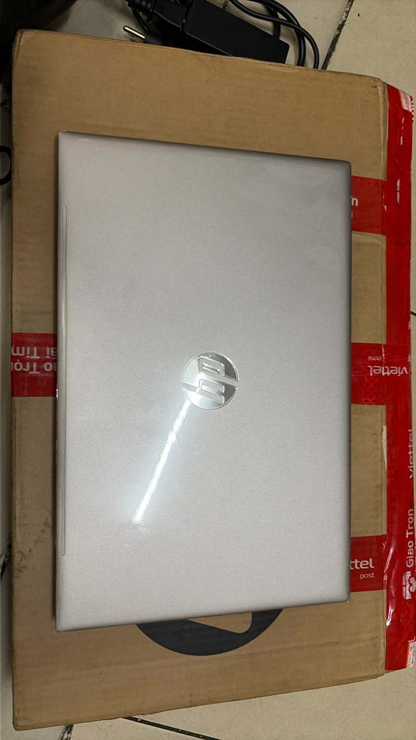 HP Pavilion 15 eg3091TU i7 1355U/16GB/512GB/15.6 inchF/Win11/(8C5L2PA)/Vàng