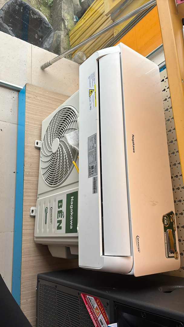 Máy lạnh Nagakawa NIS-C09R2T28