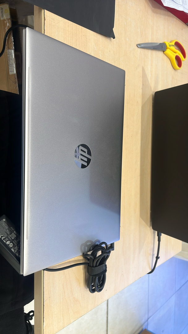 HP Pavilion 15 eg3091TU i7 1355U/16GB/512GB/15.6 inchF/Win11/(8C5L2PA)/Vàng