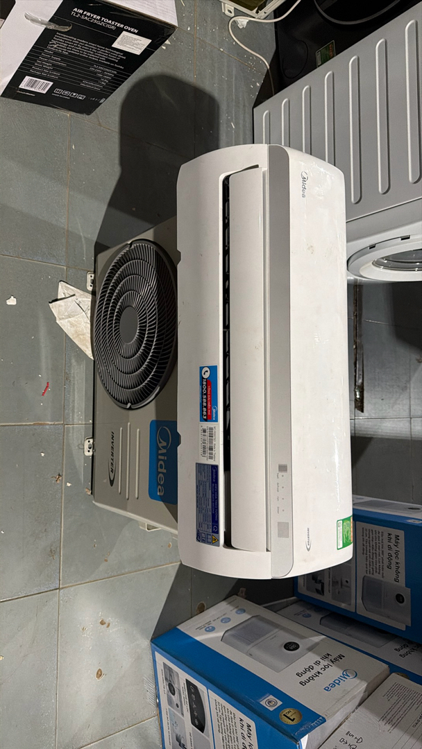 Máy Lạnh Midea MAFA-09CDN8