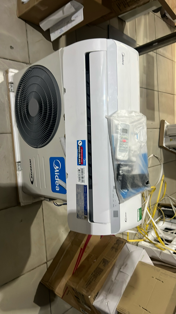 Máy Lạnh Midea MAFA-09CDN8