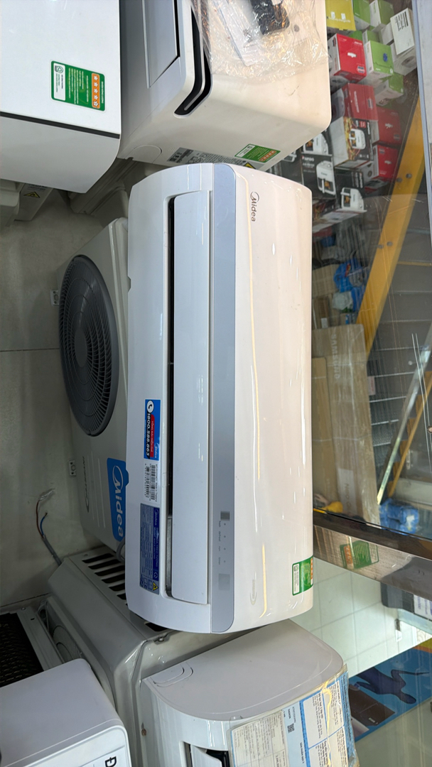 Máy Lạnh Midea MAFA-09CDN8