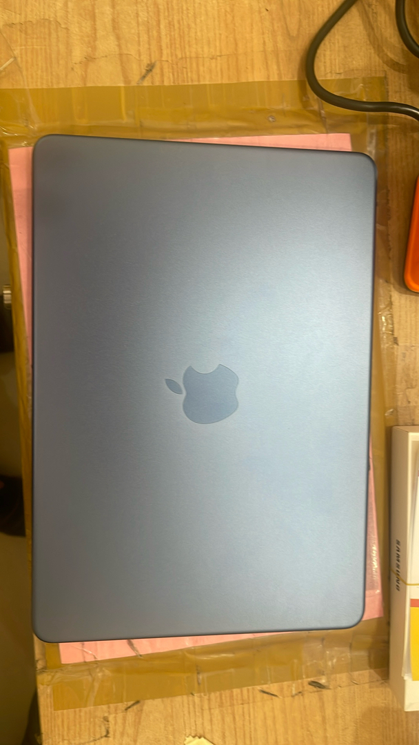 Macbook Neo 13 inch A18 Pro 8GB - 256GB Xanh Indigo MHFF4SA/A