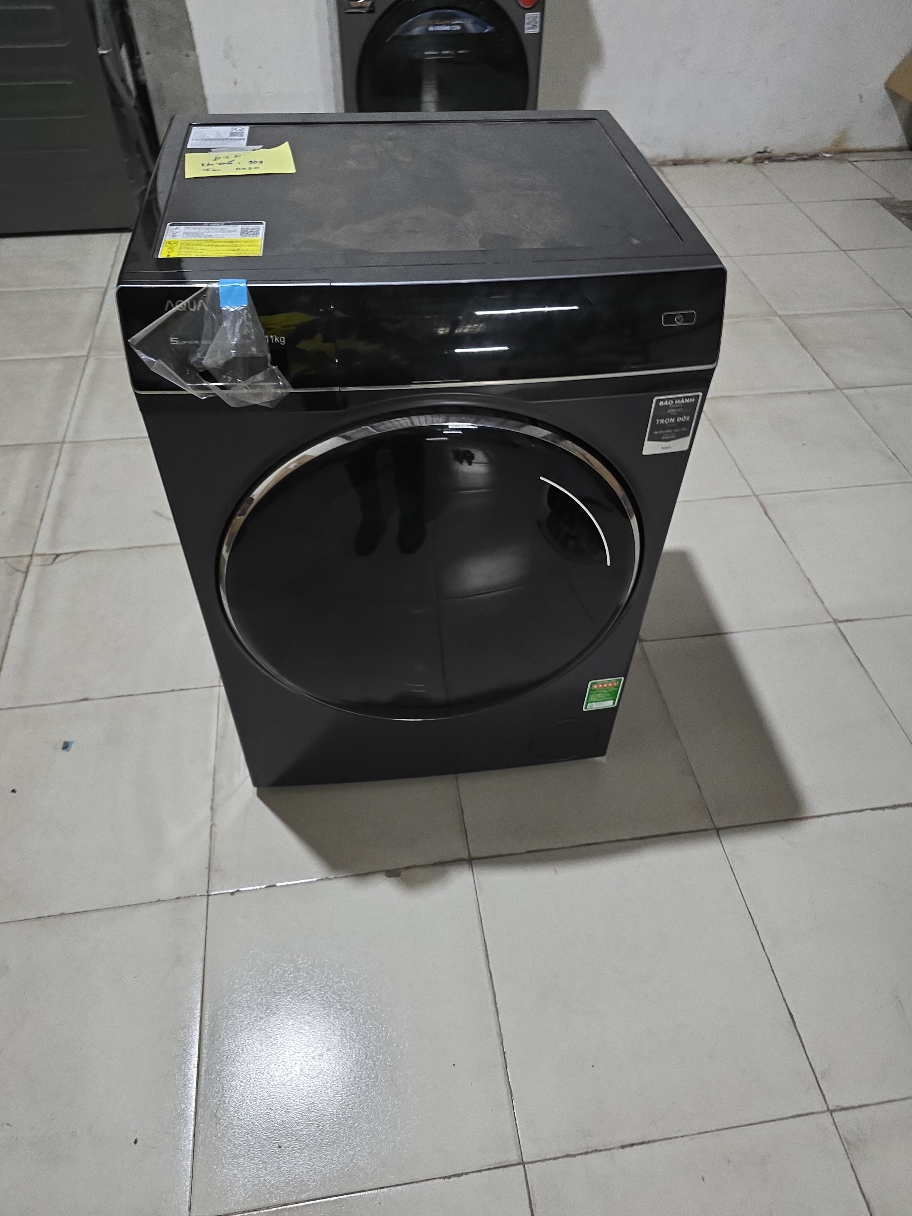 Máy giặt Aqua AQD-DDW1100J BK
