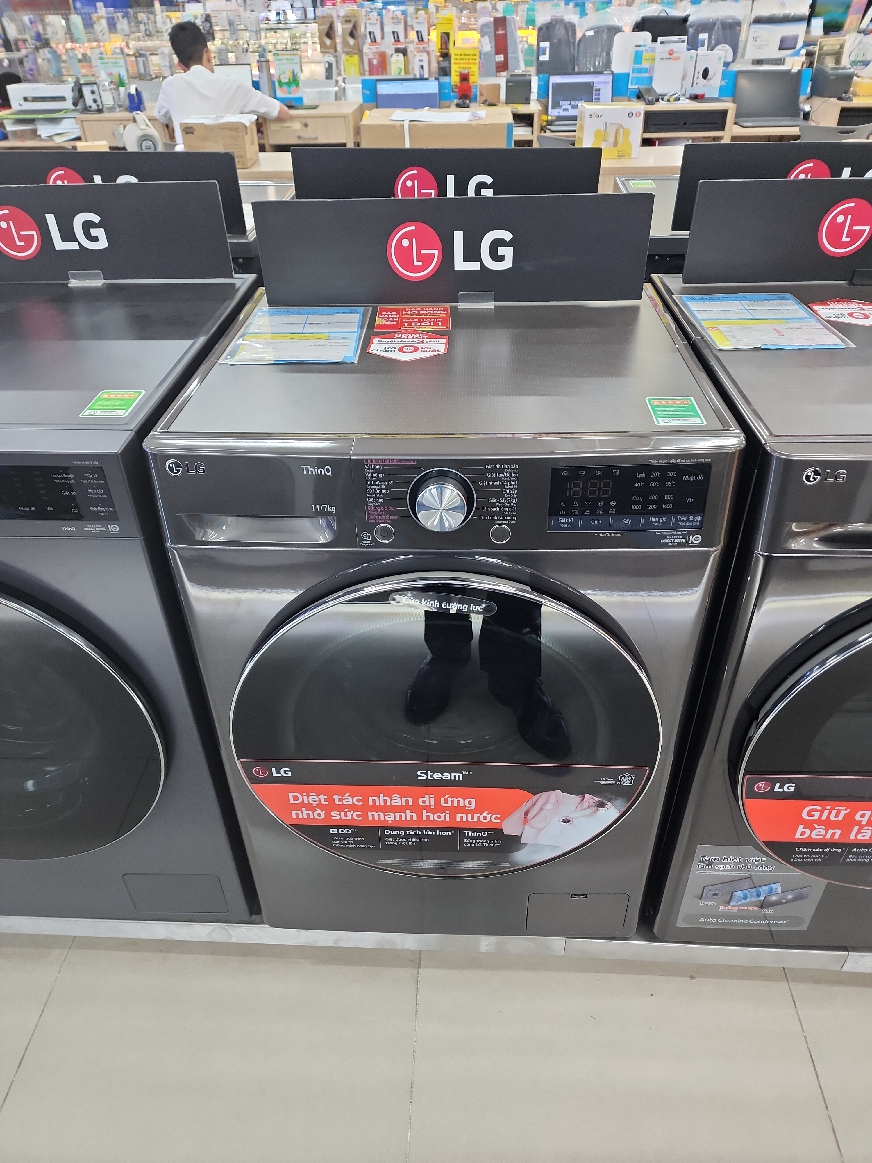 Máy giặt sấy LG FV1411D4B