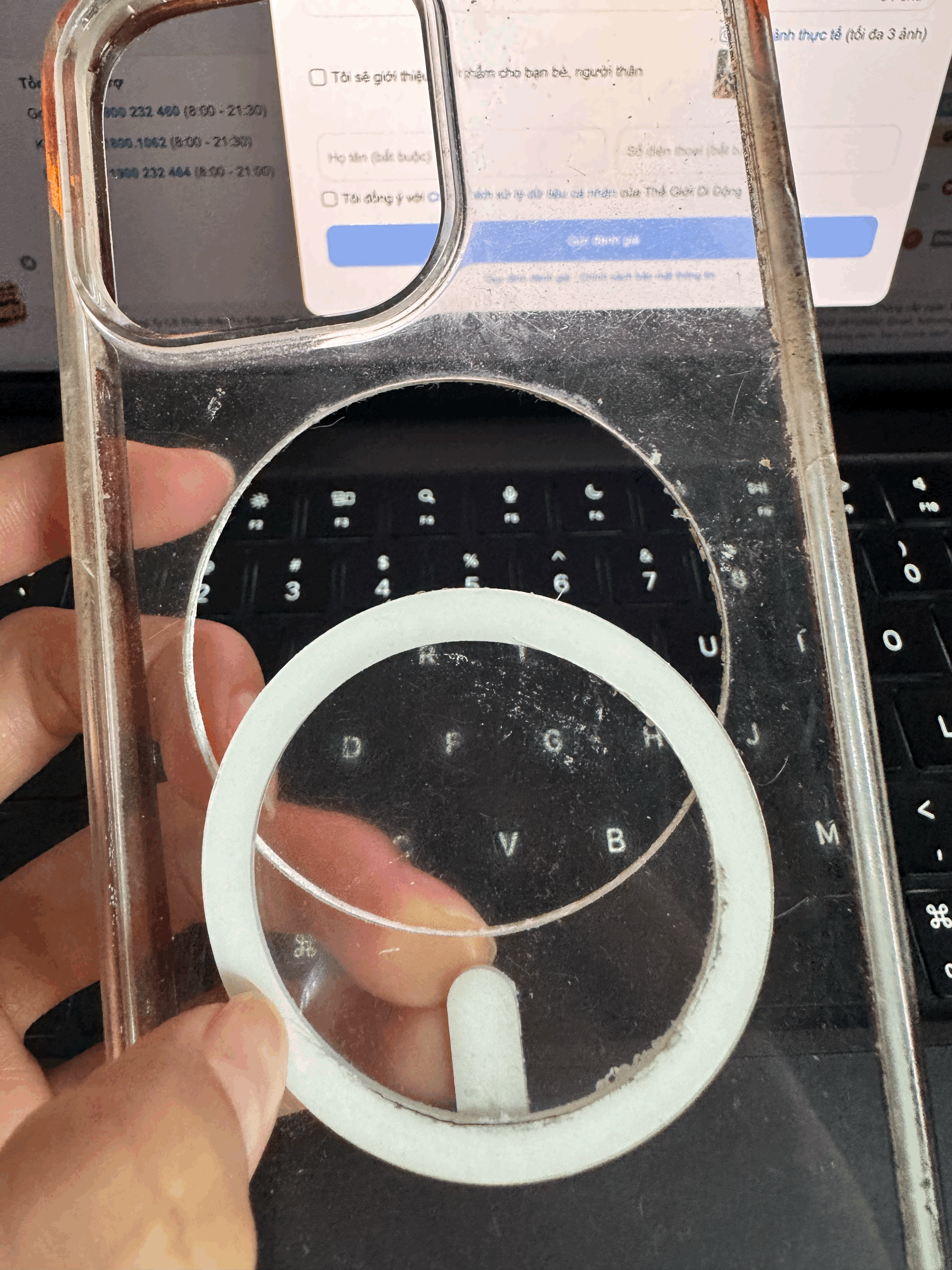 Khách hàng review Ốp lưng MagSafe iPhone 15 Pro Max Nhựa cứng viền dẻo JM Bayer II 2